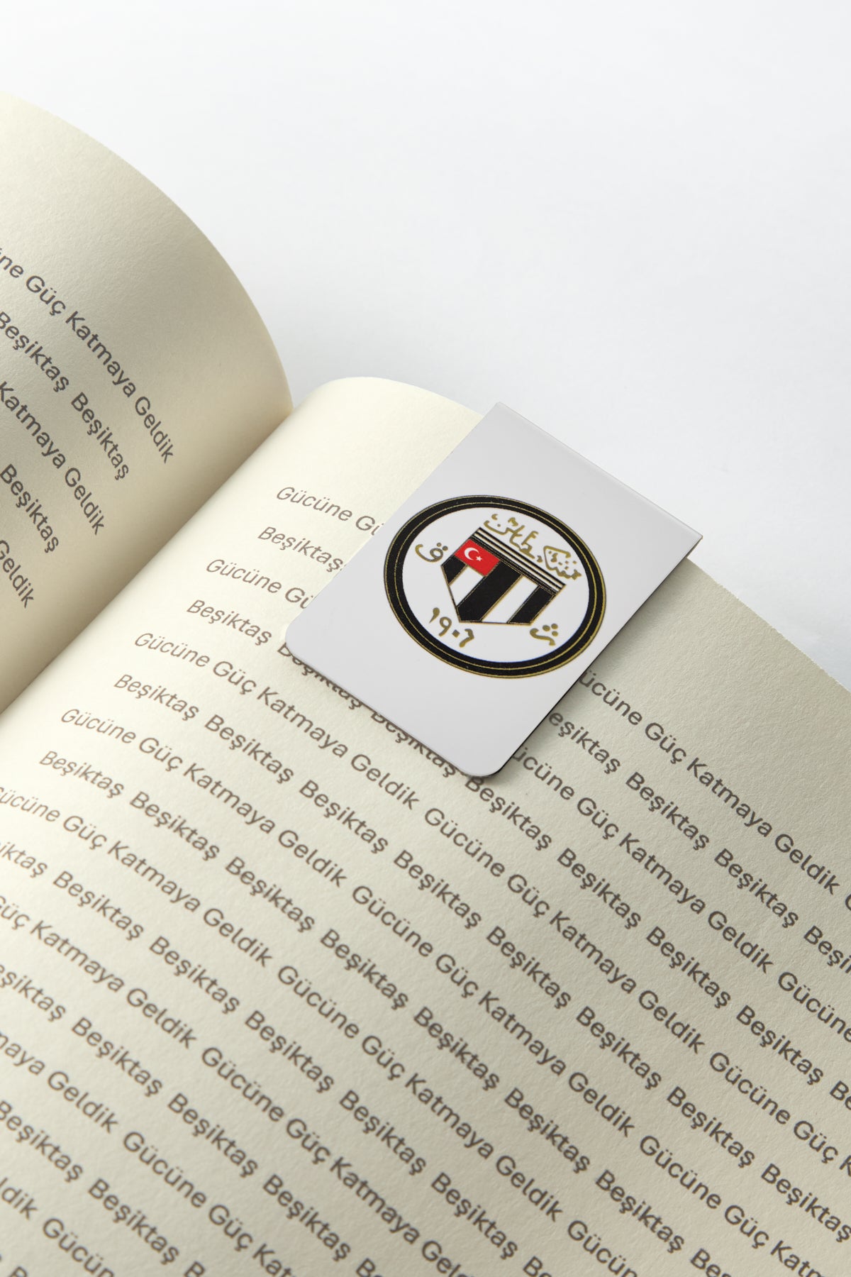 Beşiktaş Retro Arma Mıknatıslı Kitap Ayracı