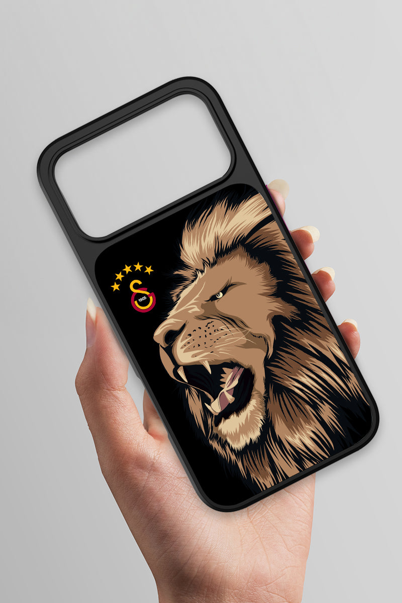 Galatasaray Aslan Gibi Kükre Cam Telefon Kılıfı