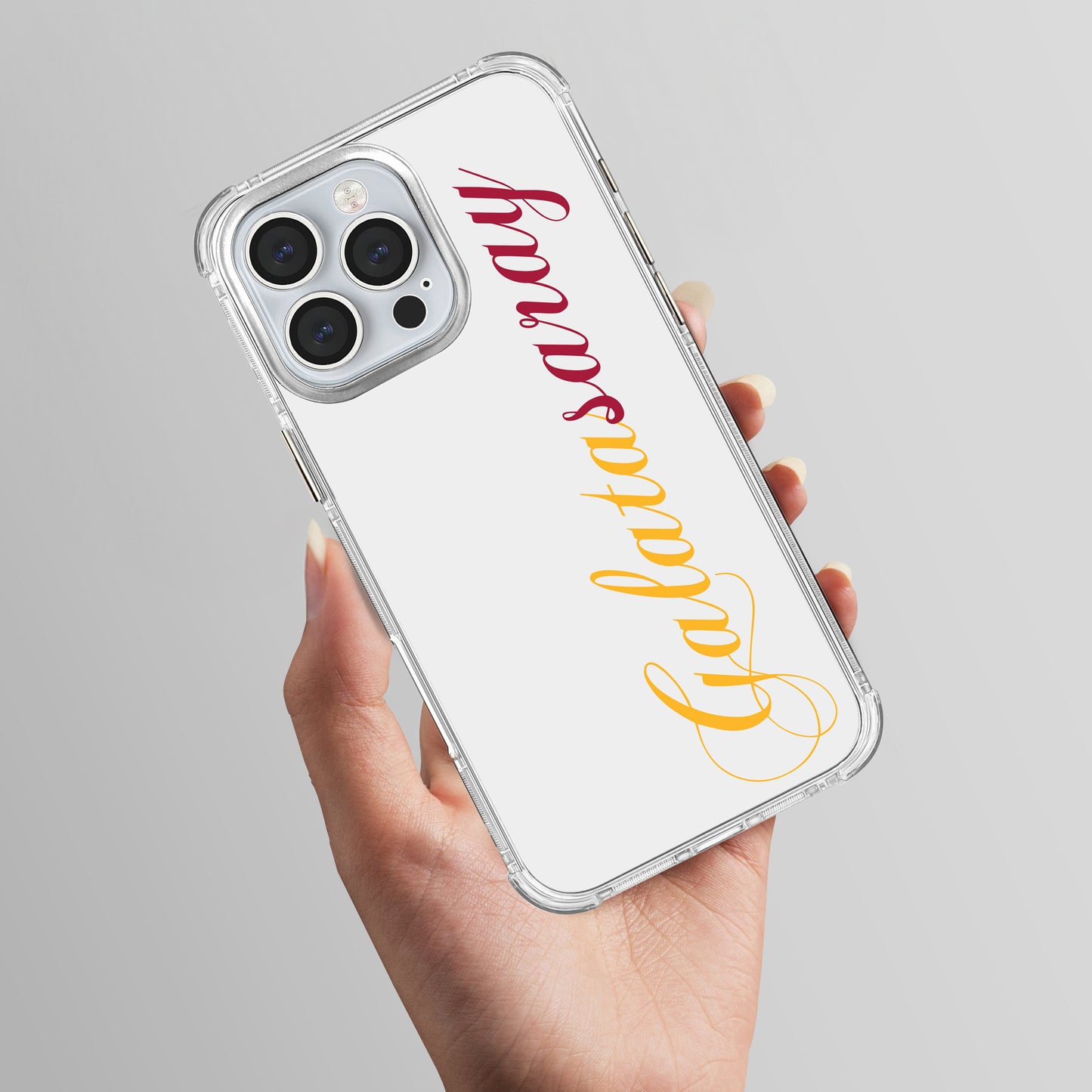 Galatasaray El Yazı Sarı Kırmızı Şeffaf iPhone 16 Pro Max Telefon Kılıfı