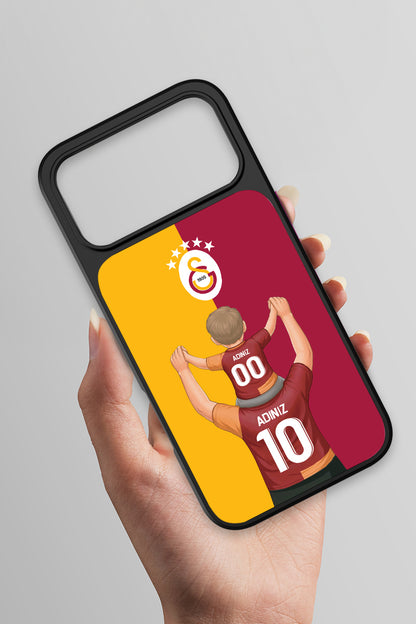 Galatasaray Kişiye Özel Baba Oğul iPhone 17 Pro Max Cam Kılıf