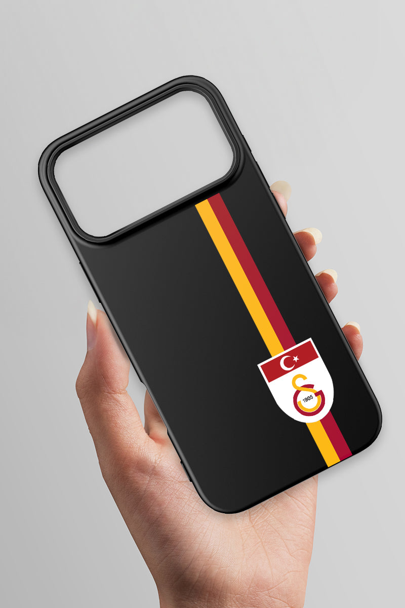 Galatasaray Parçalı Şerit Bayrak Arma Siyah Silikon Telefon Kılıfı